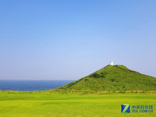 三星Note8官方拍摄样张 绿地山丘