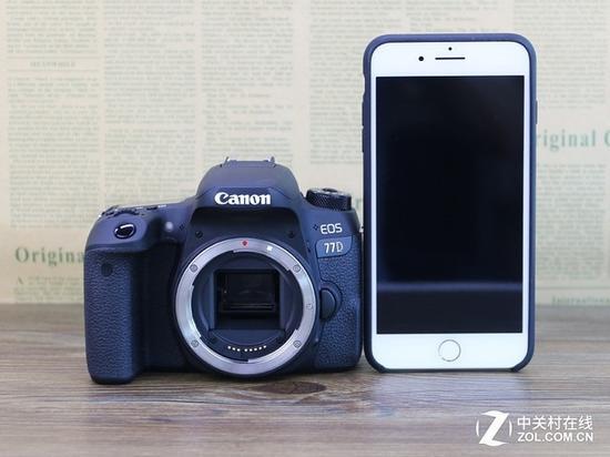 佳能77D与iPhone 7 Plus相比