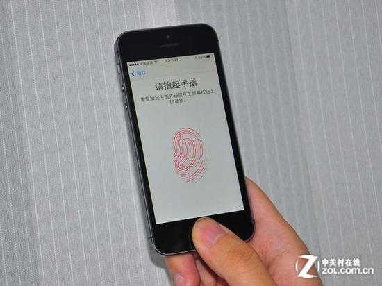 iPhone5s带来了风靡全球的指纹解锁
