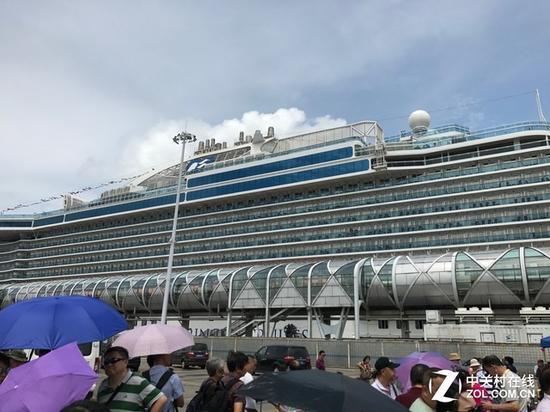 盛世公主号邮轮局部