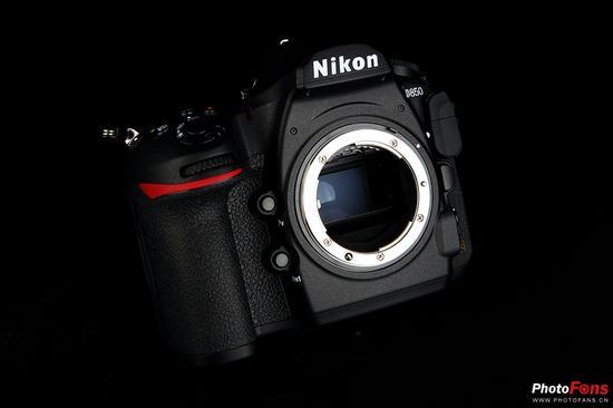 尼康D850