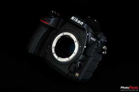 尼康D850