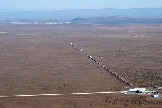 LIGO 位于华盛顿州汉福德的探测器