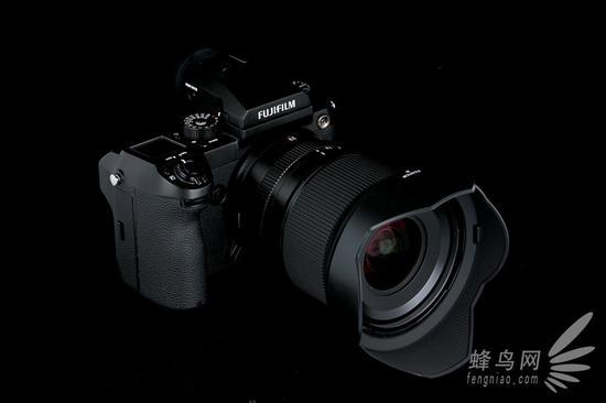 富士GFX50s搭载富士GF23mm f/4 R LM WR镜头(含遮光罩)