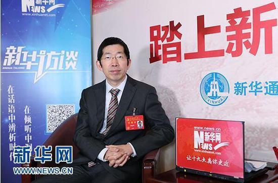 十九大代表、中国科学院院士、西南交通大学学术委员会主任翟婉明做客新华访谈。新华网记者 翟子赫摄