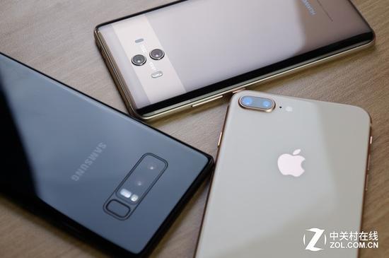 ▲三星Note8、华为Mate10和苹果iPhone8 Plus