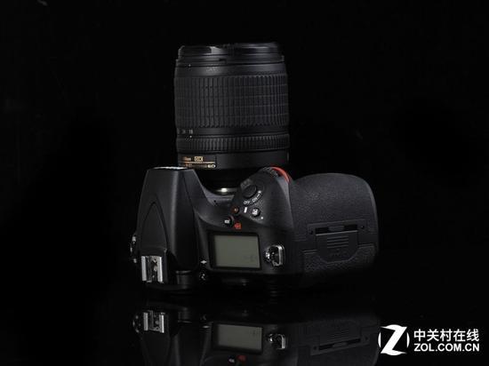 尼康D810