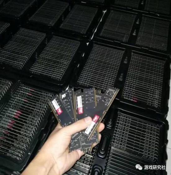 “理财内存堪比金条”,图片来源于网络