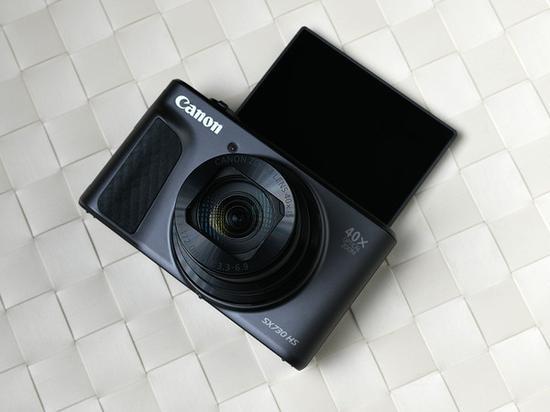 佳能SX730 HS屏幕上翻最大角度达180度