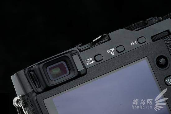 富士X-E3背部上侧按键布局以及取景器