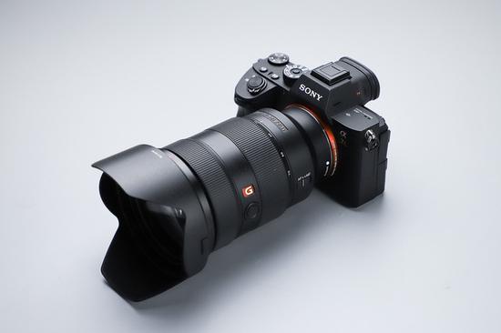 索尼A7RM3搭配FE 24-70mm F2.8 GM镜头