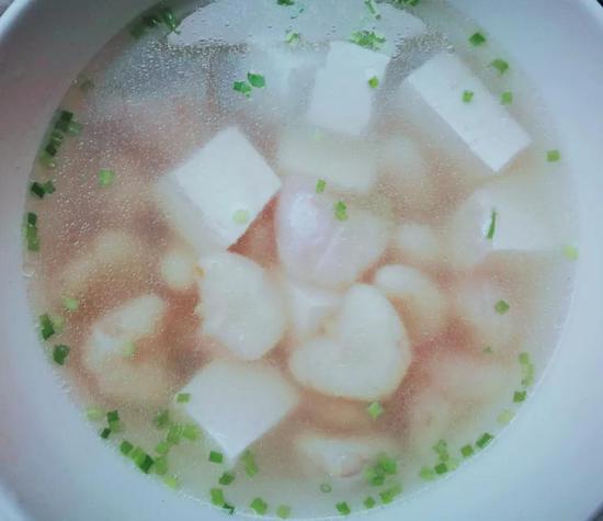 清香水灵的菱角豆腐汤。图片:江南蝶衣