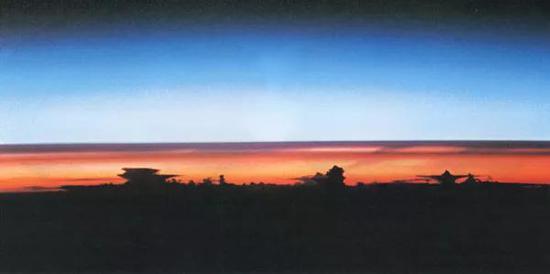皮纳图博火山喷发后的大气层(航天飞机在1991年8月8日南美上空拍摄)