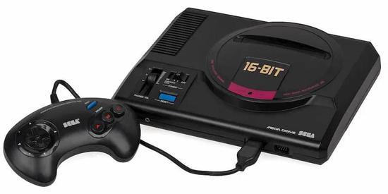 图15:Sega Genesis 游戏机,1988。