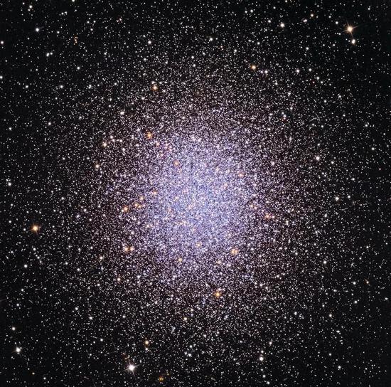武仙座球状星团(M13)