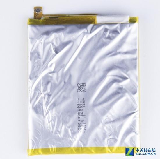 电池在拆解过程中发生形变,进而影响安装