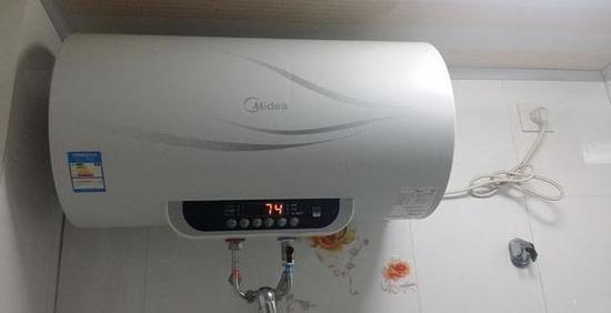 电热水器