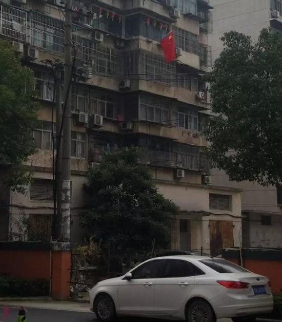 武汉街景。(摄于2月2日)
