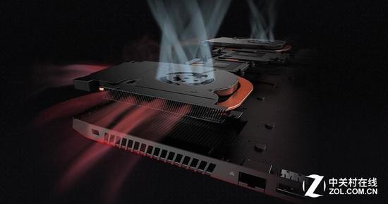 Alienware m15在散热方面采用双进气 双排气风道设计 并将风道有效分工