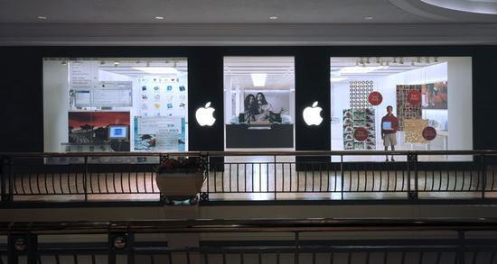 ▲ 第一家 Apple Store。 图片来自:Macg
