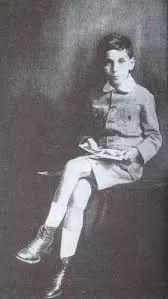 1921年,8岁的埃尔德什。