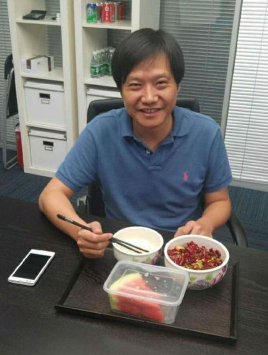 ▲雷军的午餐 图片来源:网络