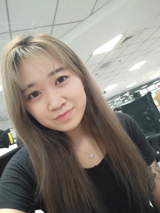 坚果R1前置样张