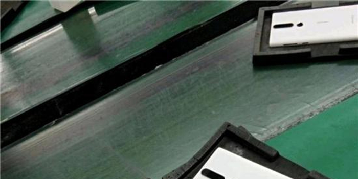 诺基亚Android One新机谍照泄露:Lumia既视感