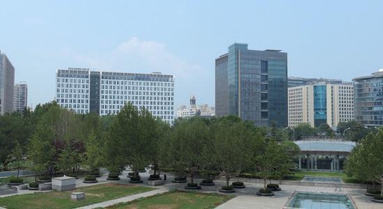 视频画面截图25mm广角端,画面宽广,色彩鲜艳