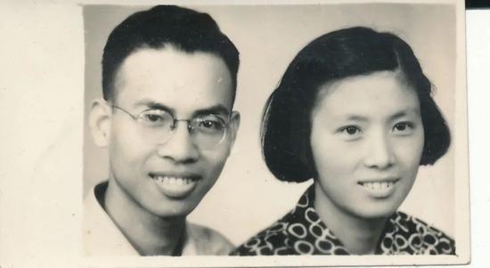 1953的曾毅和李泽琳
