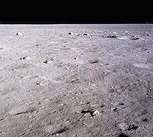 宁静海的月面图像。图片来源:NASA