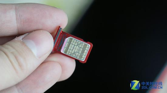 黑色标记的橡胶圈拥有防滑效果