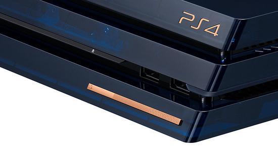 而现在这个风潮也吹到了 Xbox One 的手柄上。