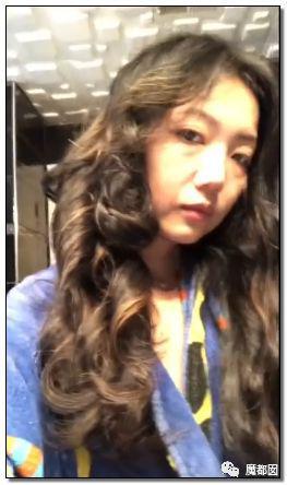 然后出来化个妆,开个视频准备录像