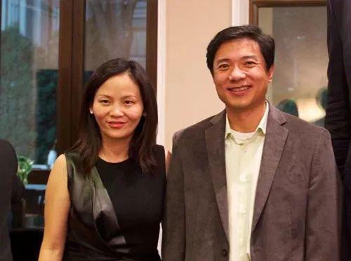 李彦宏与妻子马东敏(来源:网络)