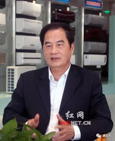 2013年董明珠与雷军开10亿“赌局”
