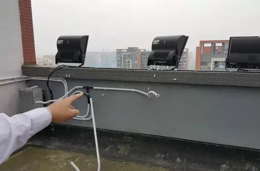 破坏基站、抵制基站的新闻,时常还会见诸报端。