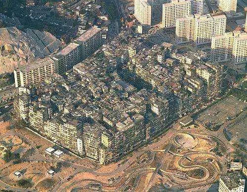 被拆毁前的九龙城寨,香港,1993年