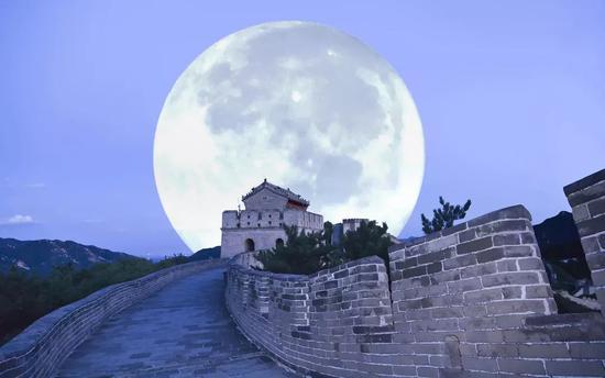 ▲人造月亮的表述令许多网友激动不已(图片来自网络)