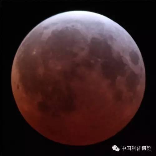 月全食时,红月亮