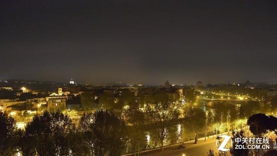 城市中的夜空,天体能见度十分低