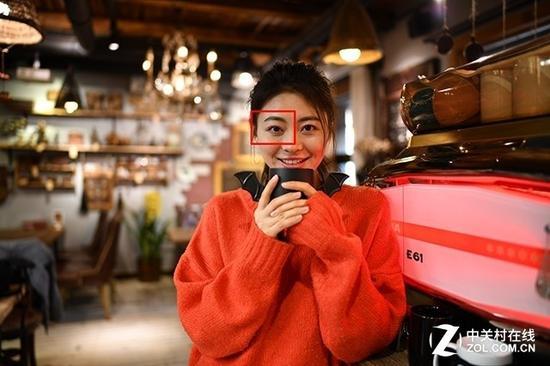 尼康28mm f/1.4E在各类环境下锐度出色