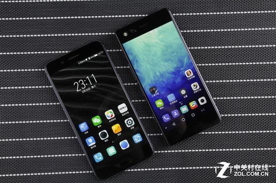 YOTA3墨知版对比中兴Axon M