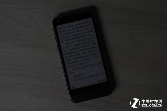 YOTA3墨知版弱光测试