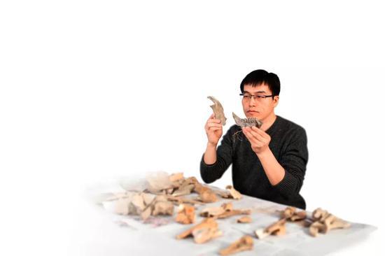 中国社会科学院考古研究所科技考古中心副研究员李志鹏博士(黄宇 摄)