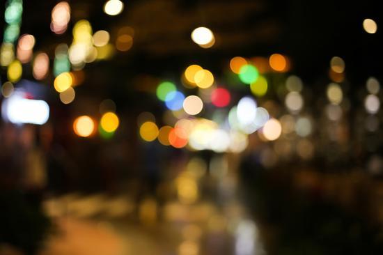 焦距:40mm 光圈:f/2.8 ISO感光度:100