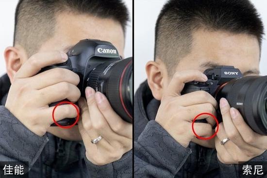 在笔者的实际体验中,佳能EOS 5DS R的握持感受要更舒适一些