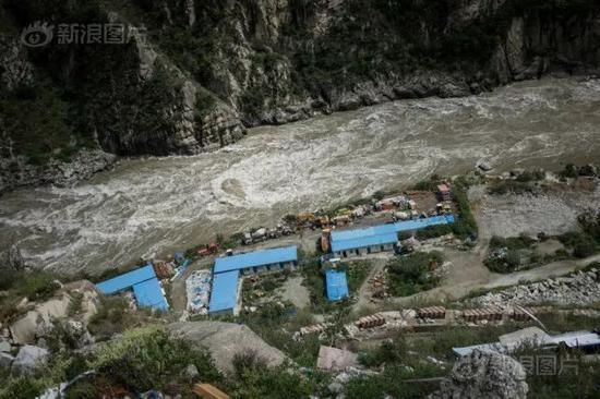 藏身四川大山深处的比特币矿场 来源:新浪图片