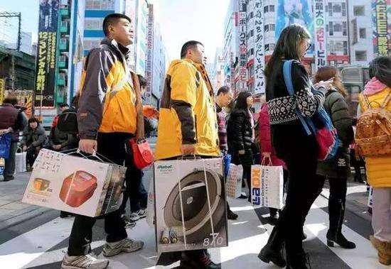 智能马桶盖一度成为很多人去日本旅游必买的产品