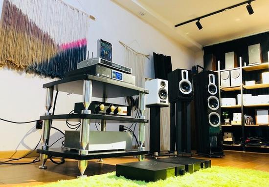 实体店将会是发烧友的游乐场